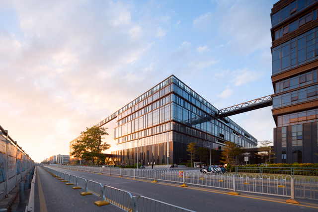 ca888亚洲城激光与美的集团签署战略合作框架协议 